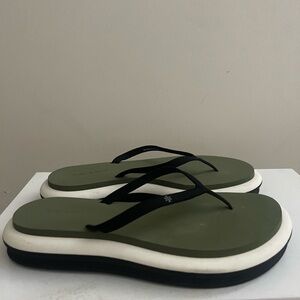Brand New Tory Burch Flip Flops